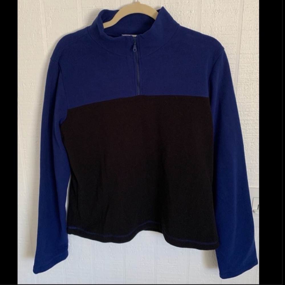 ⭐️Ricki's Women’s Zip-Up Blue and Black Polar Fleece Size XL